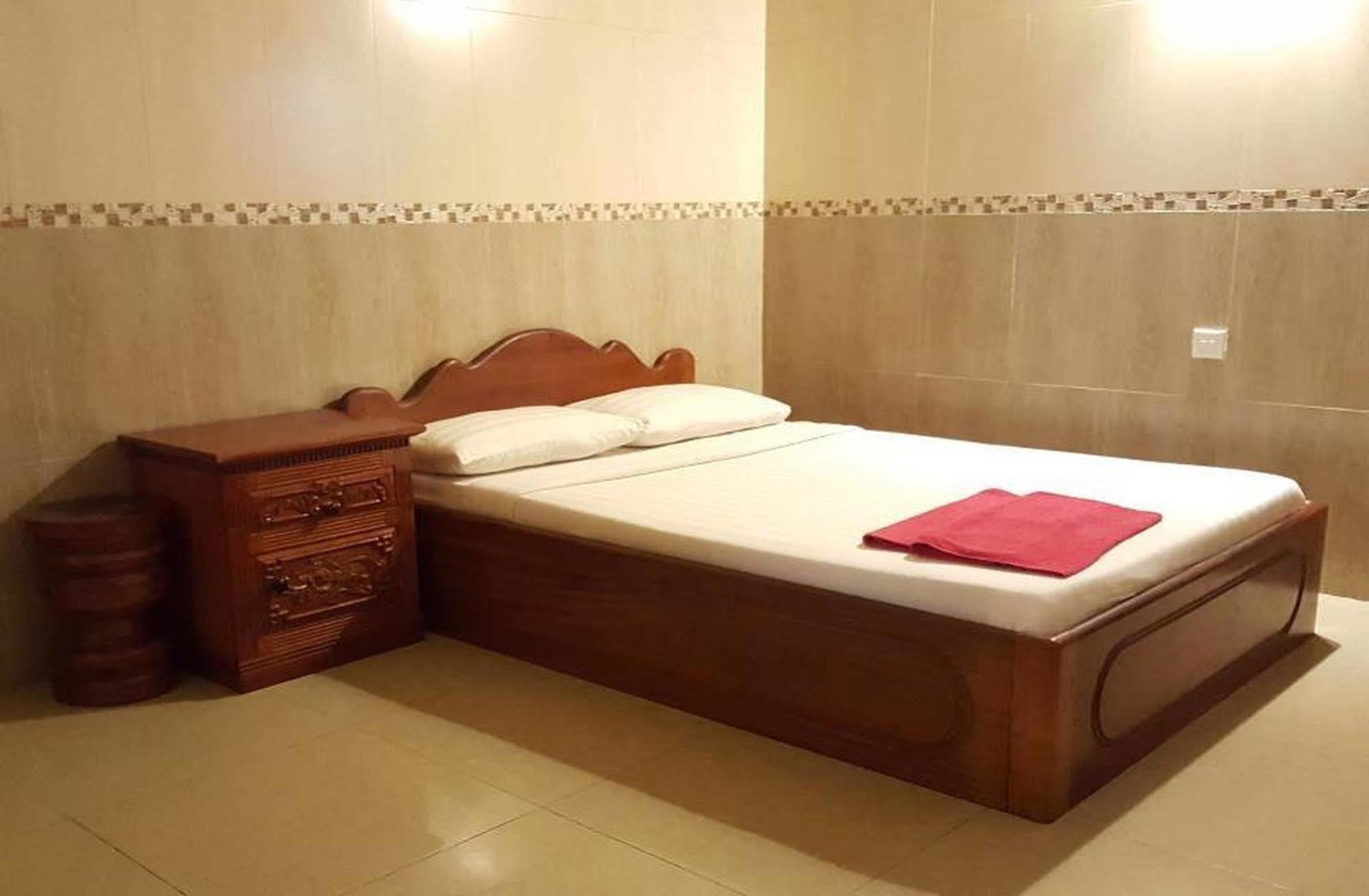 Lucky 2 Guesthouse Phnom Penh Exterior foto