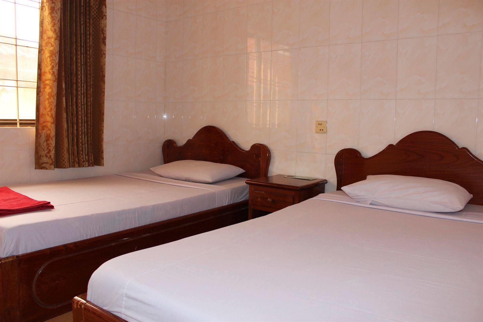 Lucky 2 Guesthouse Phnom Penh Exterior foto